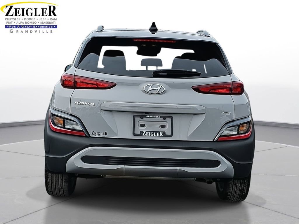 Used 2023 Hyundai Kona SEL image 6