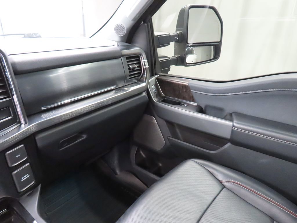 Used 2024 Ford F250 Lariat w/ Sport Appearance Package AWD/4WD image 27