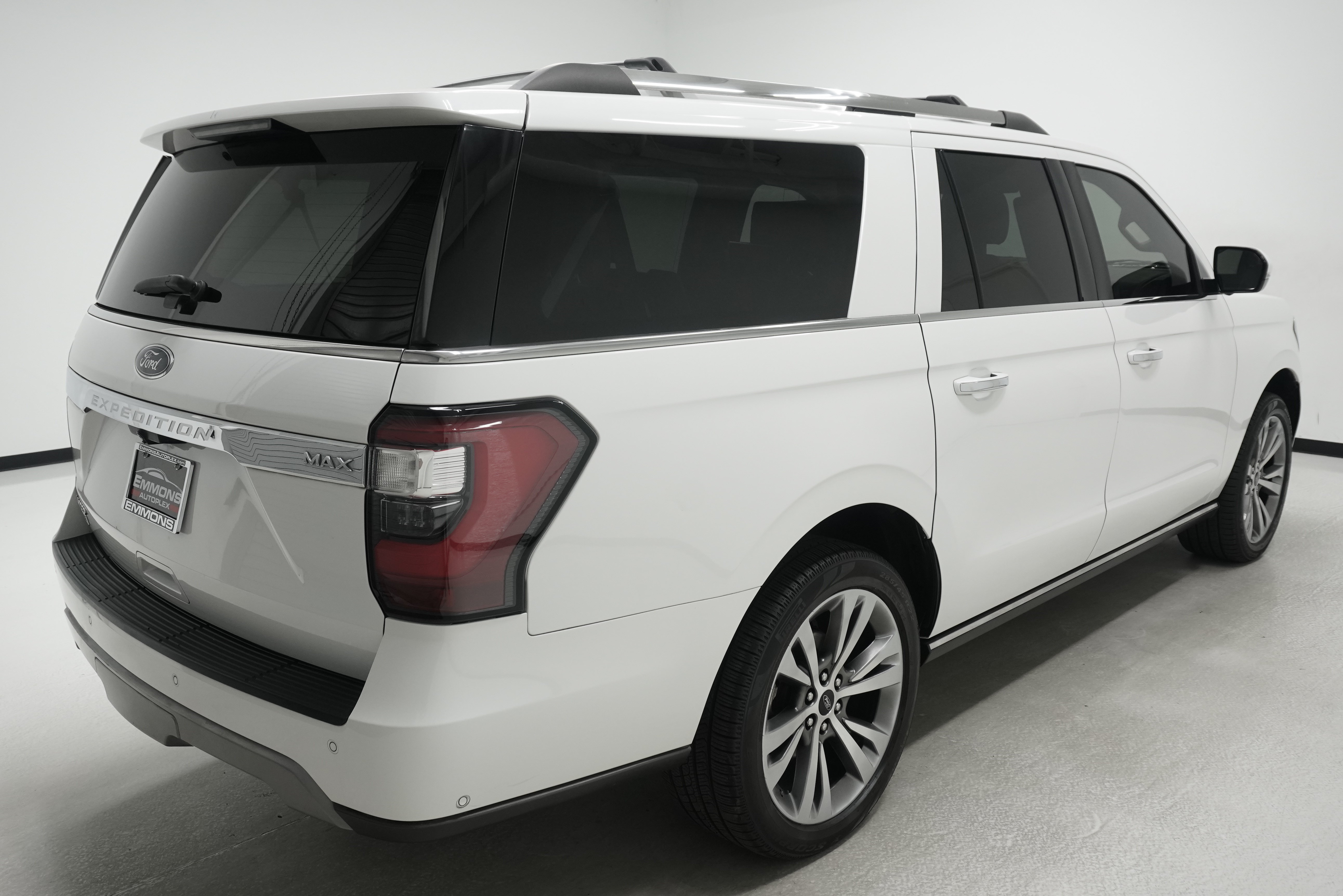 Used 2020 Ford Expedition Max Limited RWD image 4
