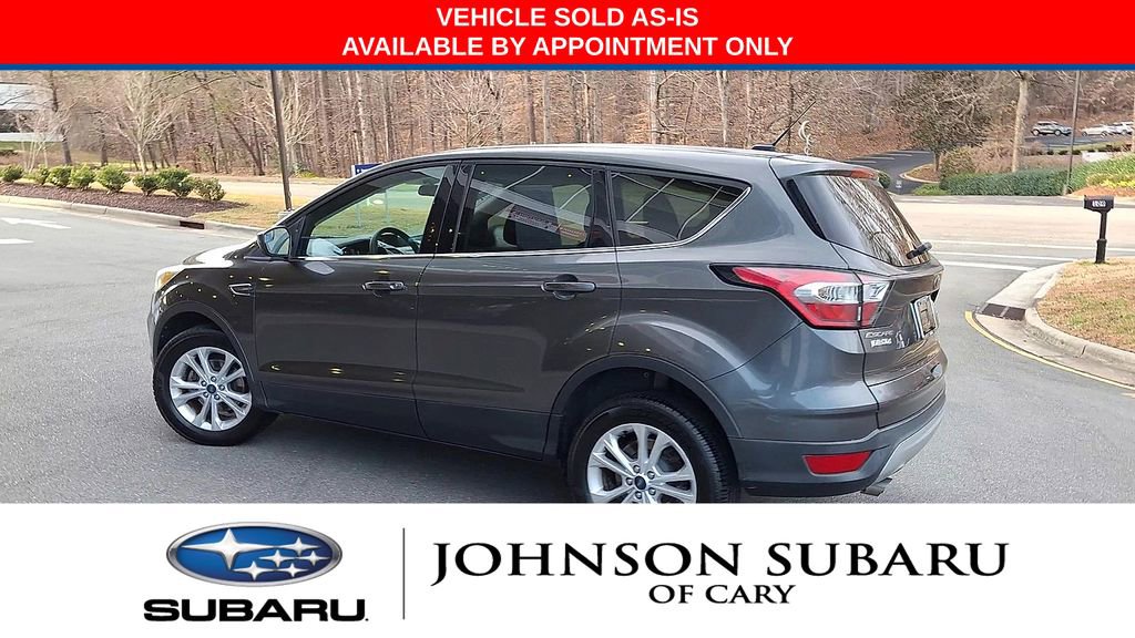 Used 2017 Ford Escape SE image 6