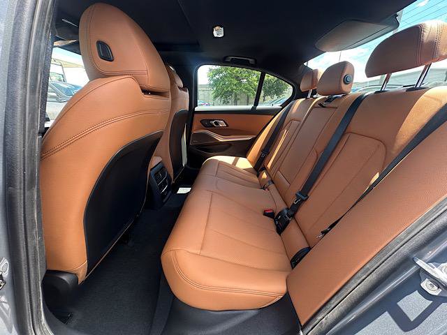 New 2026 BMW 330i xDrive Sedan w/ Premium Package AWD/4WD image 5