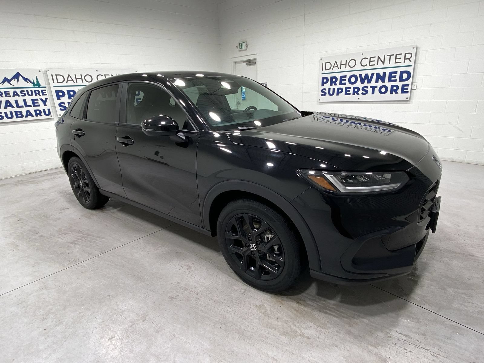 Used 2025 Honda HR-V Sport image 2