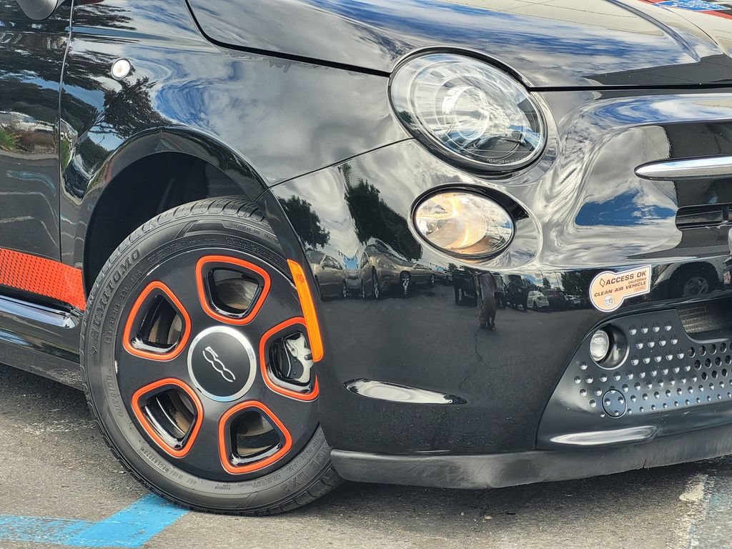 Used 2019 FIAT 500 e w/ Esport Package FWD image 4