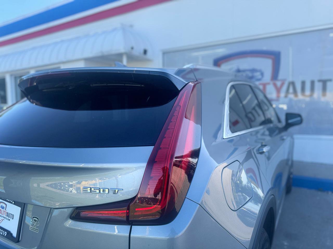 Used 2023 Cadillac XT4 Premium Luxury image 37