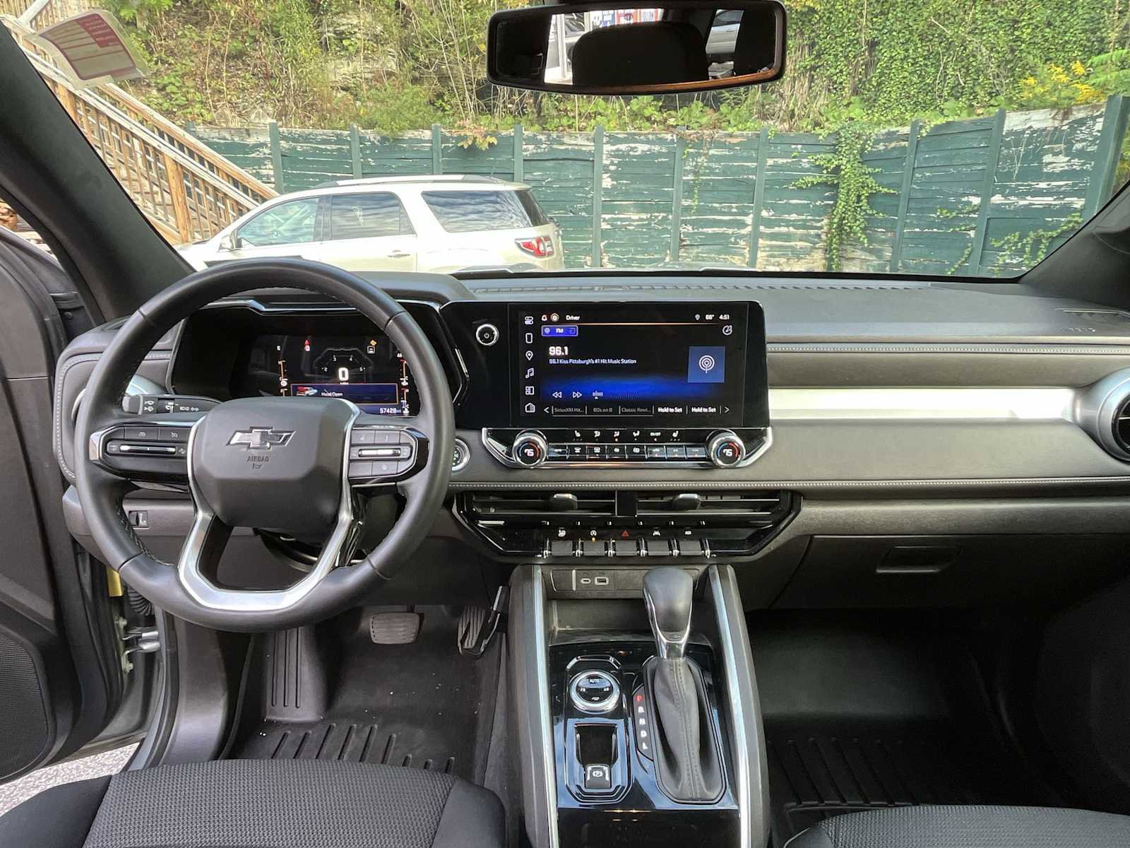 Certified 2023 Chevrolet Colorado LT w/ LT Convenience Package II image 20