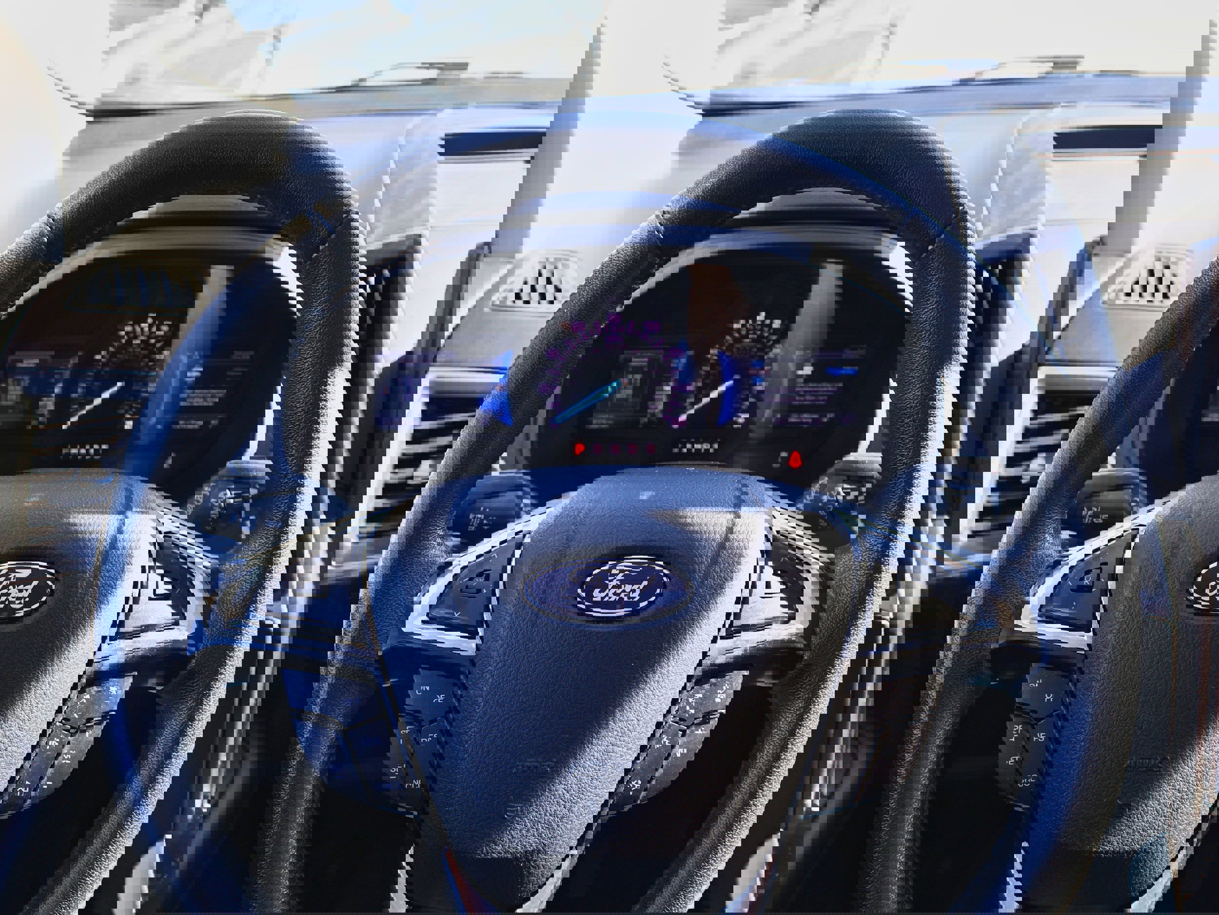 Used 2024 Ford Edge SEL w/ Convenience Package image 20