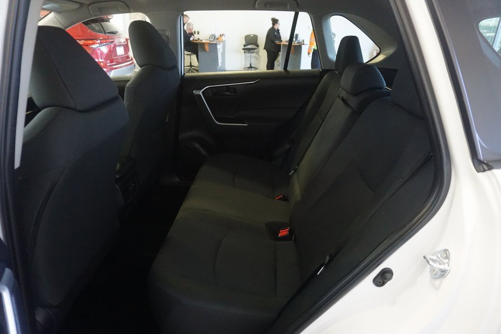Certified 2025 Toyota RAV4 LE image 18
