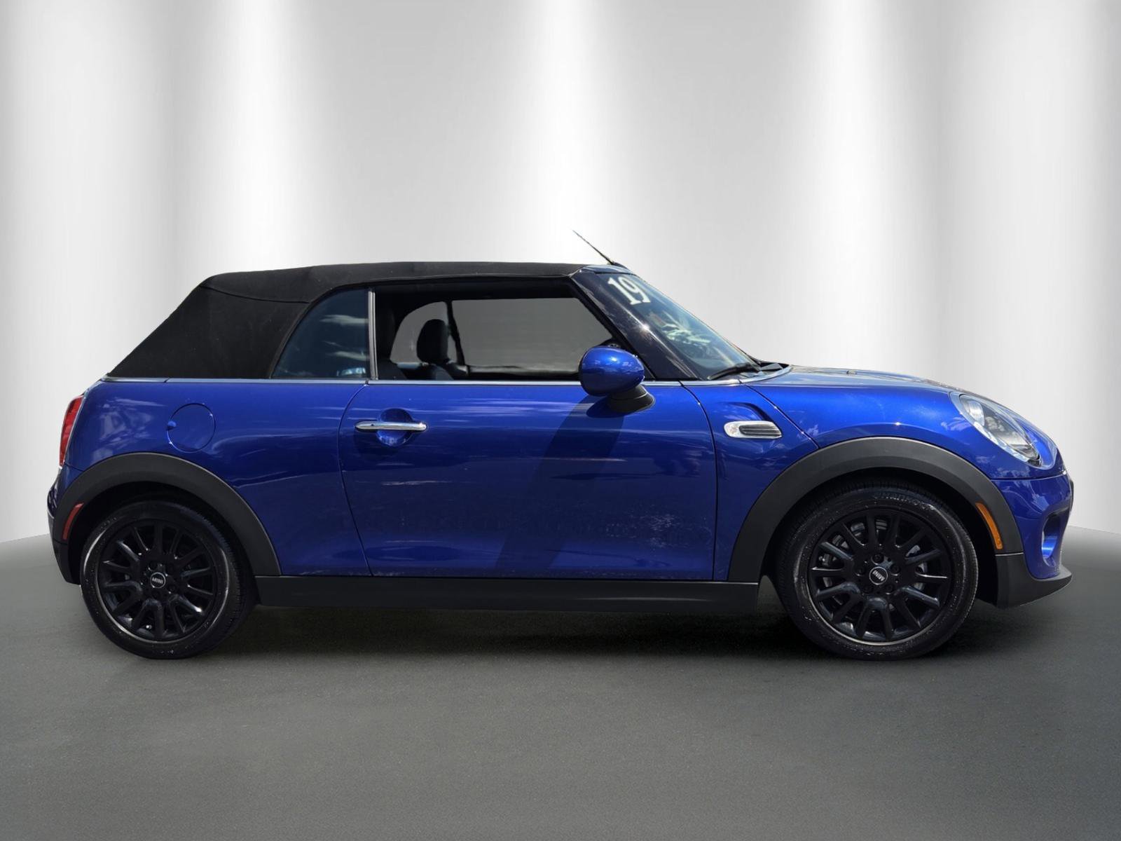 Used 2019 MINI Cooper Convertible image 8