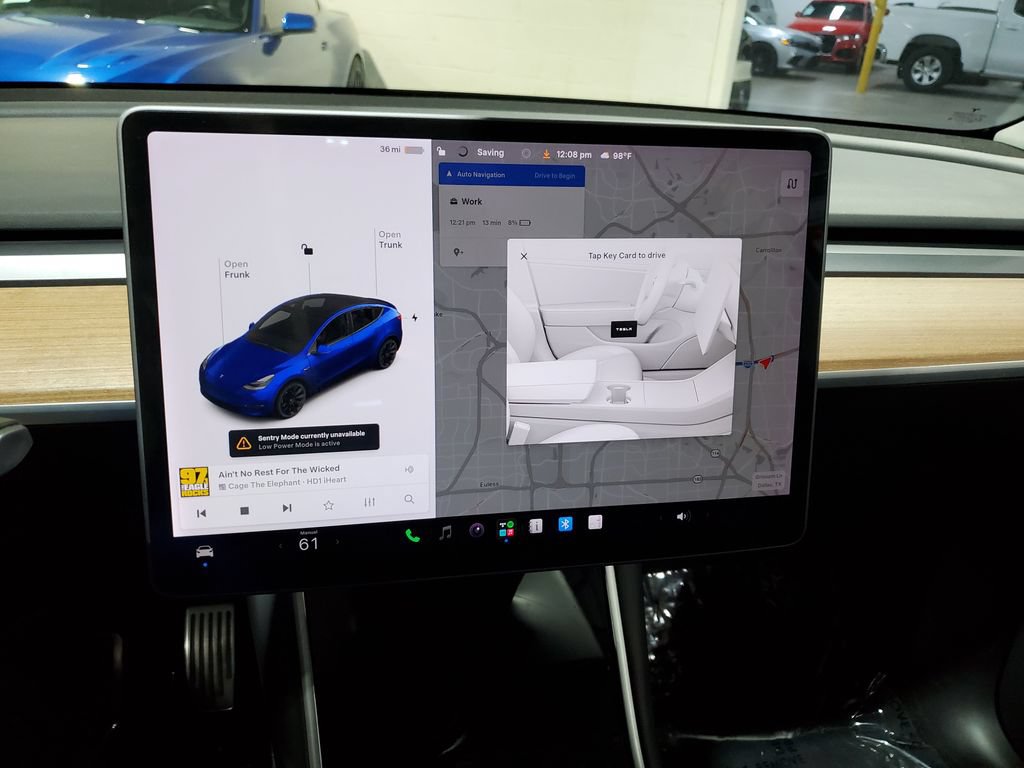 Used 2021 Tesla Model Y Long Range AWD/4WD image 25