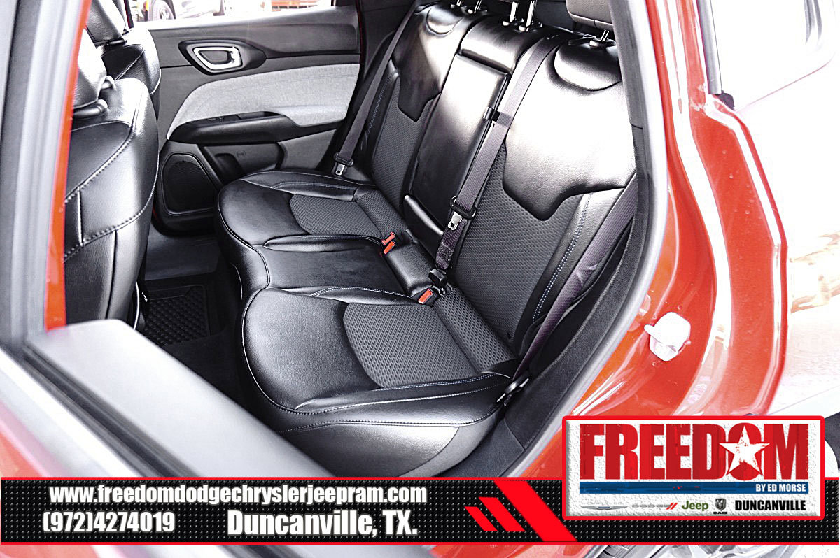 Used 2023 Jeep Compass Latitude w/ Convenience Group image 14