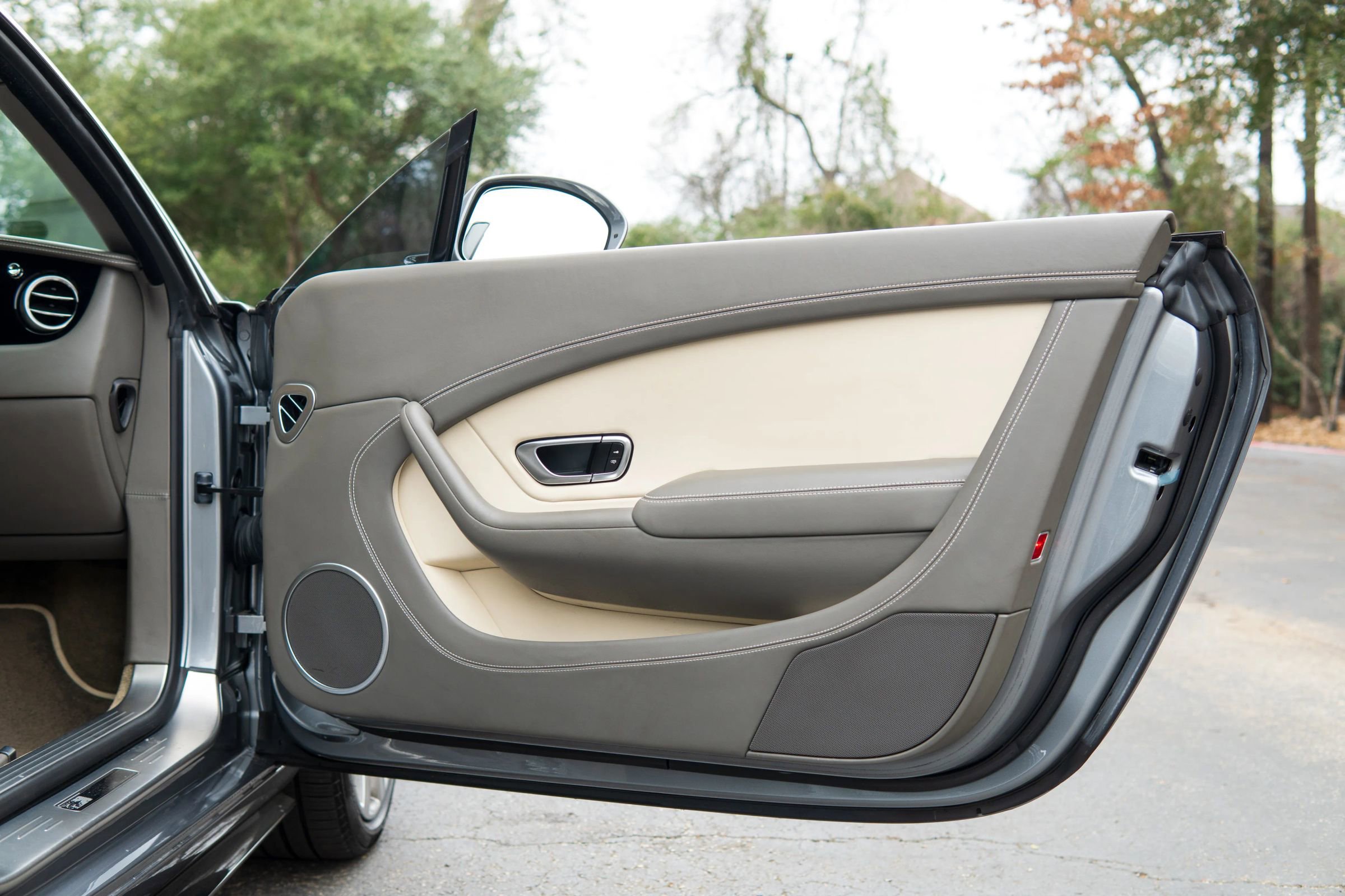 Used 2017 Bentley Continental GT V8 S image 34