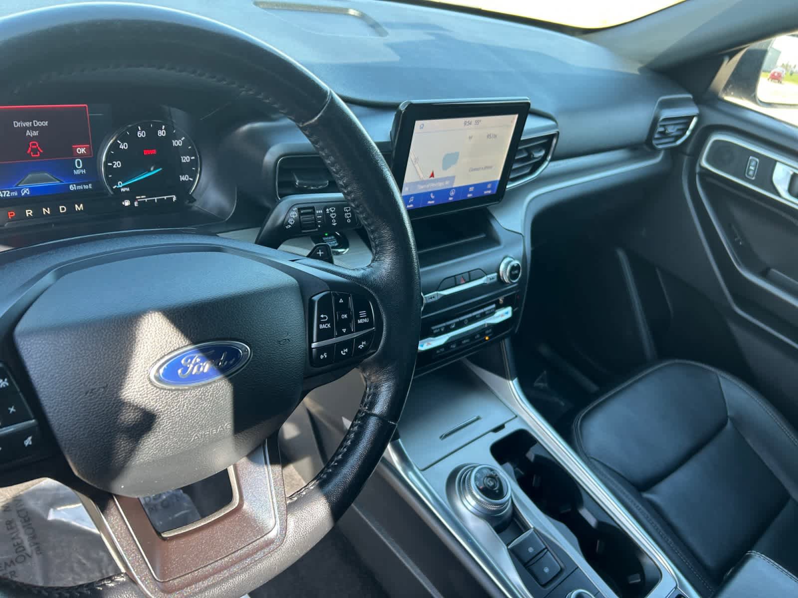 Used 2020 Ford Explorer XLT w/ Equipment Group 202A AWD/4WD image 11