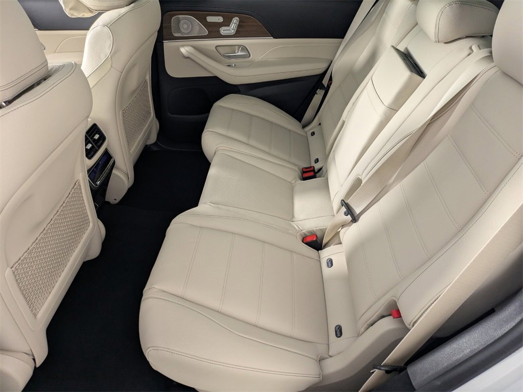 New 2026 Mercedes-Benz GLS 580 4MATIC image 11