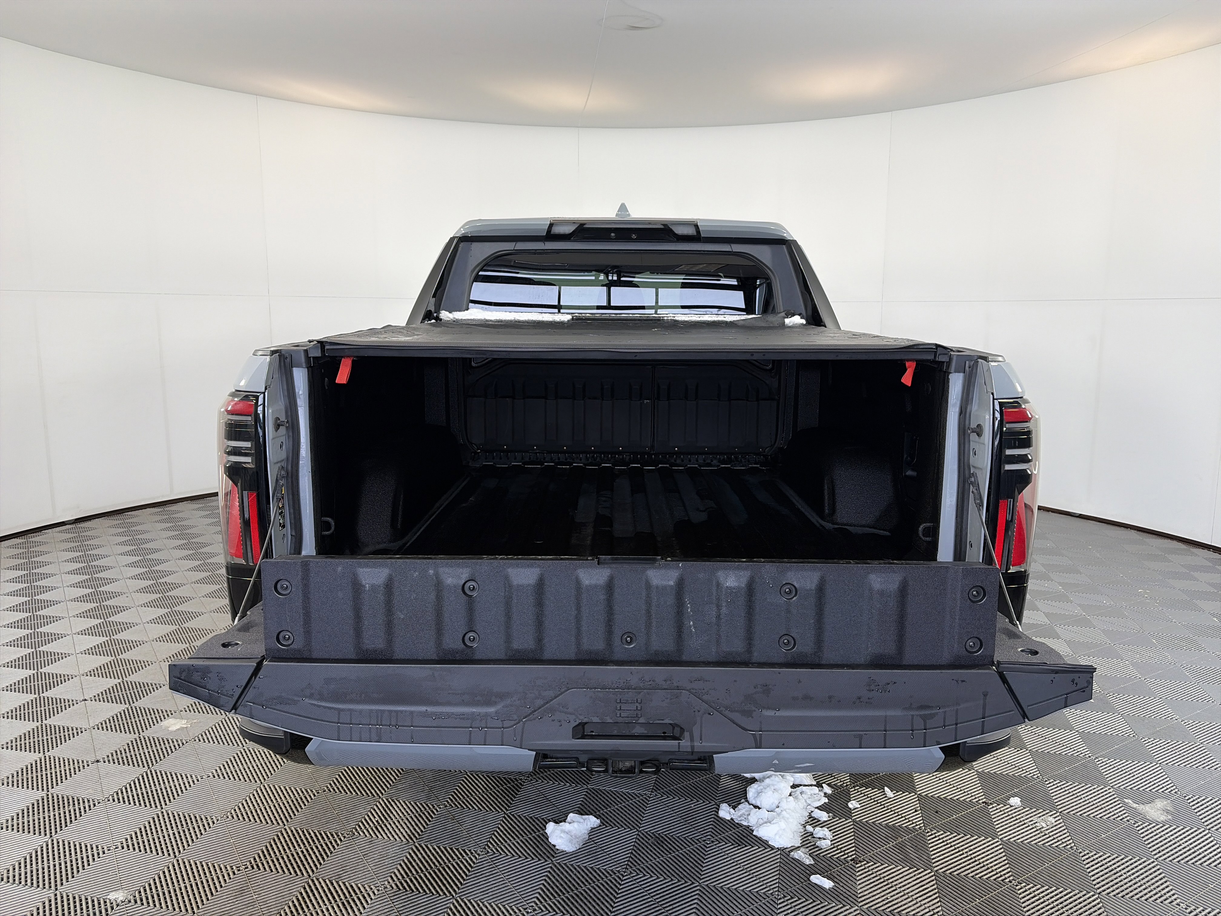 Certified 2024 GMC Sierra EV Denali image 14