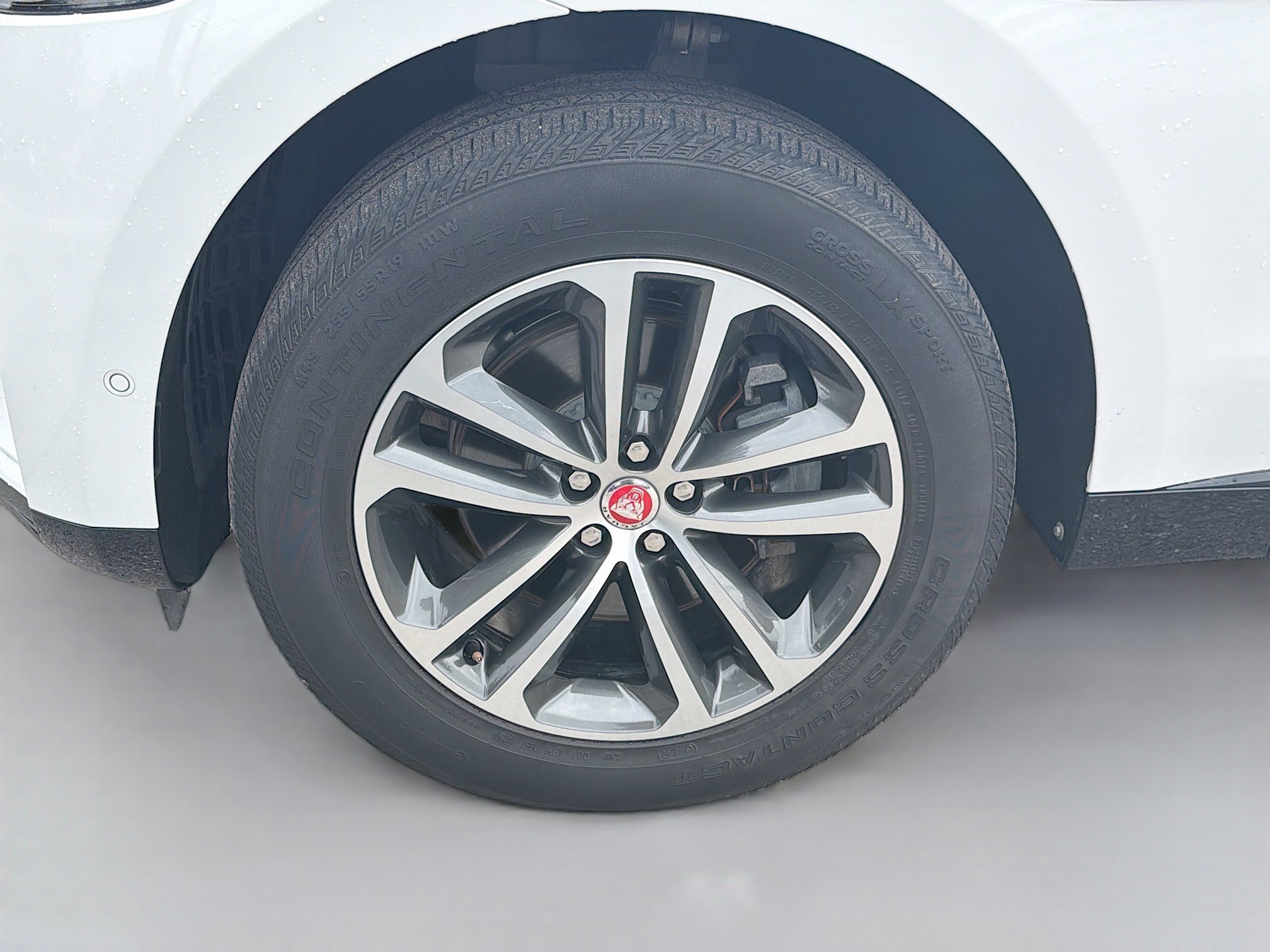 Used 2021 Jaguar F-PACE S image 40