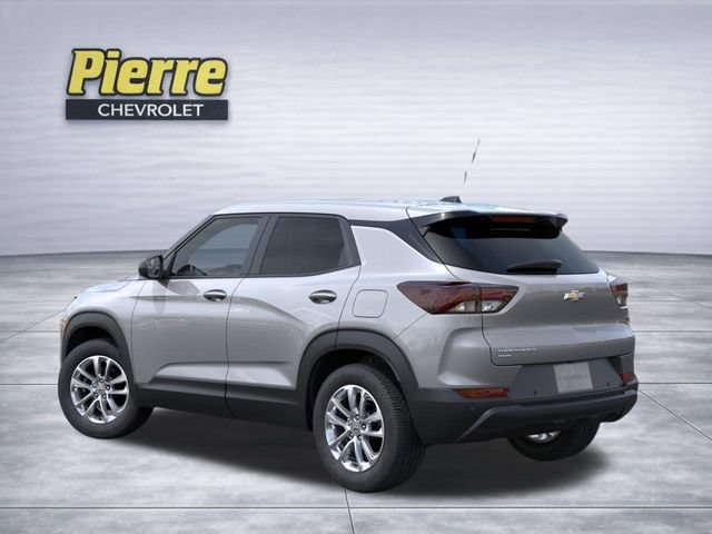 New 2026 Chevrolet TrailBlazer LS w/ LS Convenience Package AWD/4WD video 3