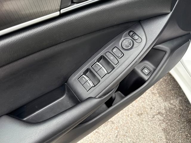 Used 2022 Honda Accord Sport image 10