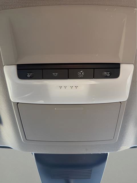 Used 2024 Nissan Sentra SV image 39