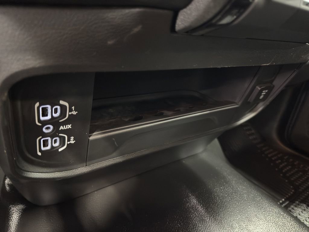 Used 2025 RAM 3500 Tradesman image 29