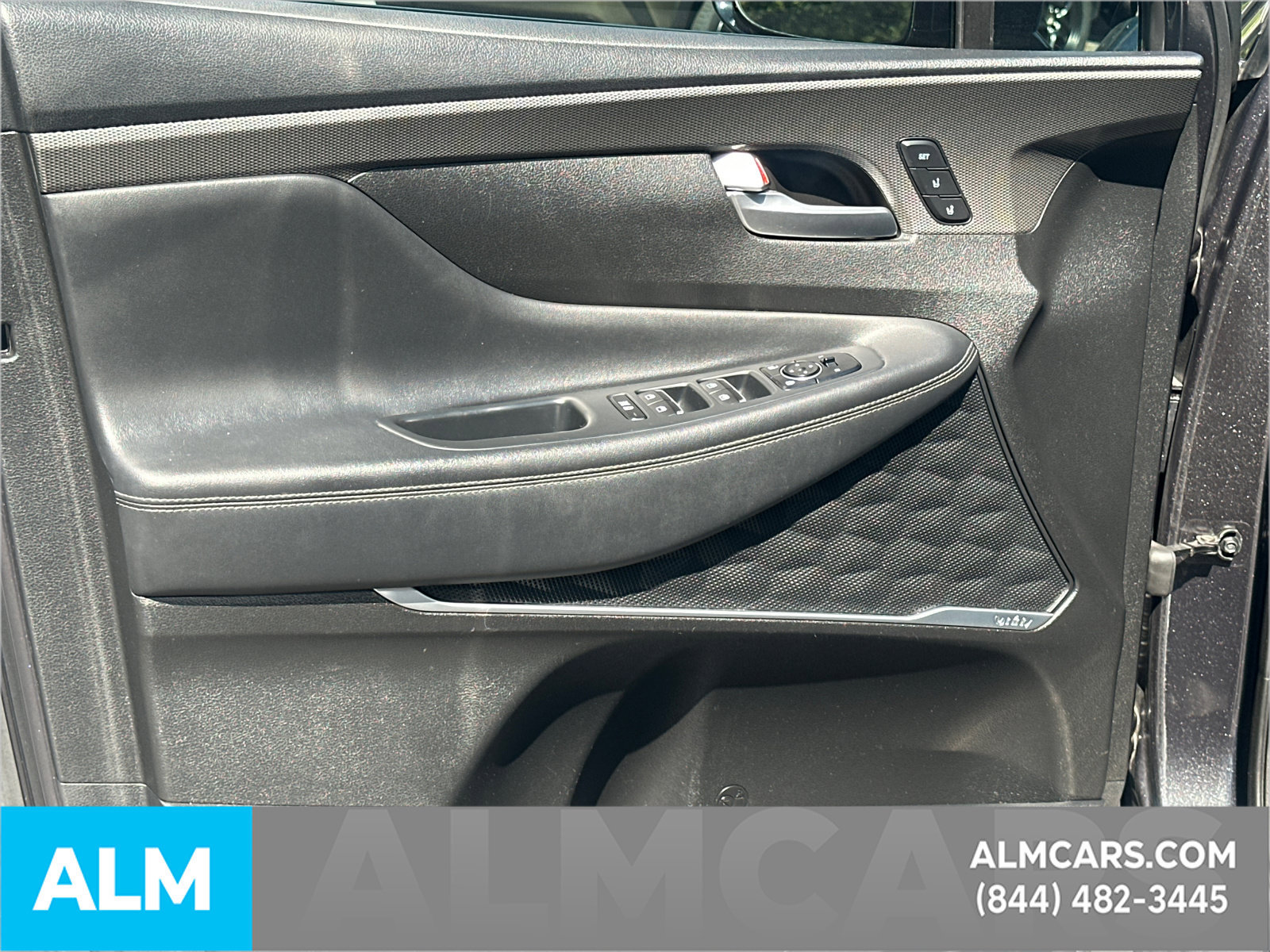 Used 2020 Hyundai Santa Fe Limited FWD image 11