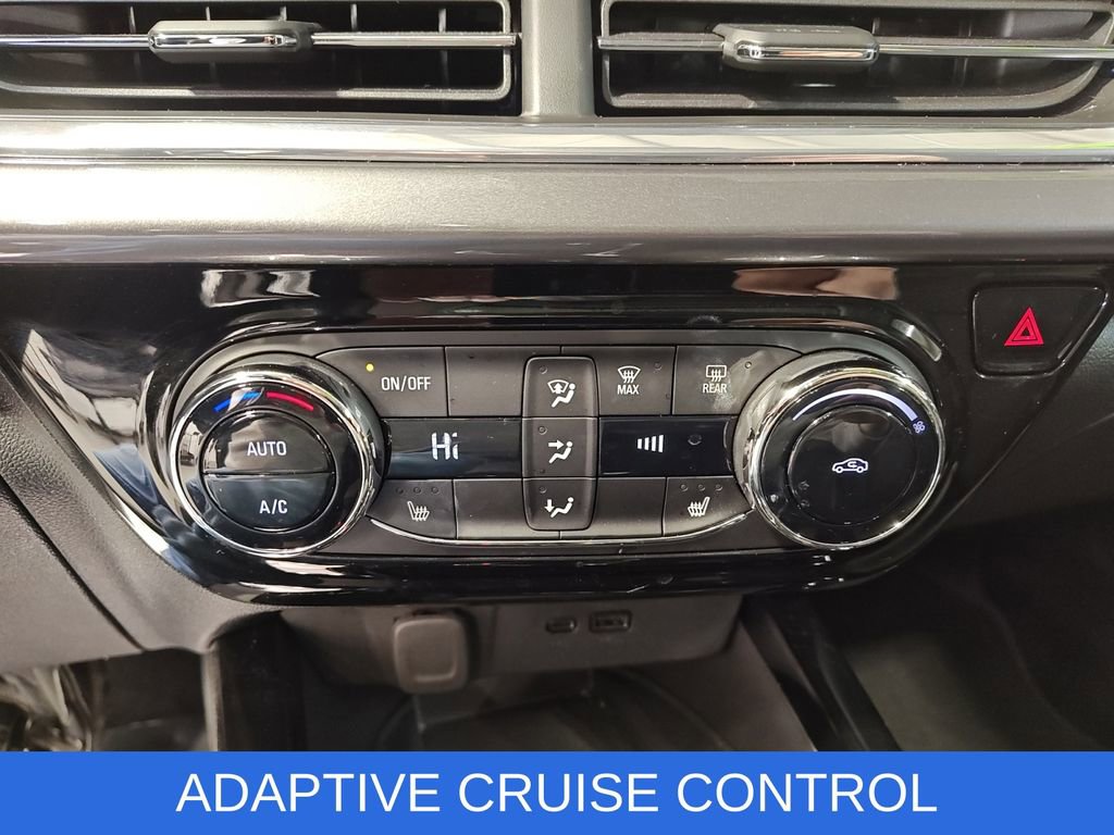 Used 2024 Chevrolet Trax ACTIV w/ Sunroof Package image 29