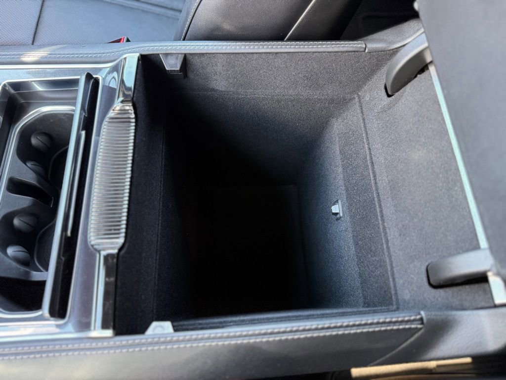 Used 2024 Jeep Wagoneer L Series II w/ Flexible Seating Group image 20