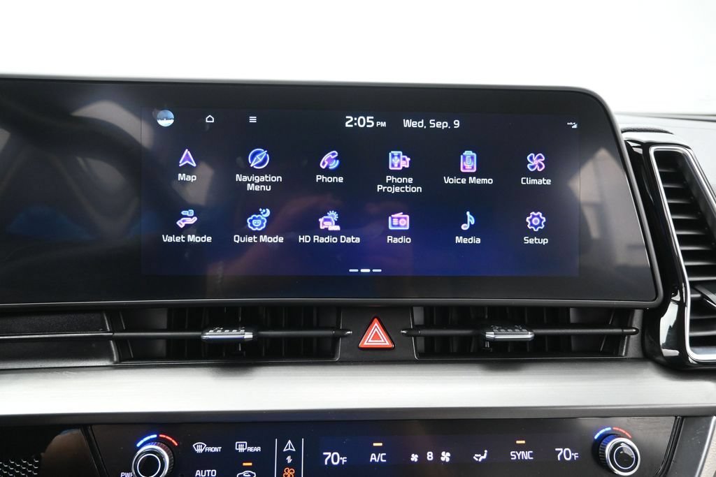 Used 2024 Kia Sportage EX FWD image 19
