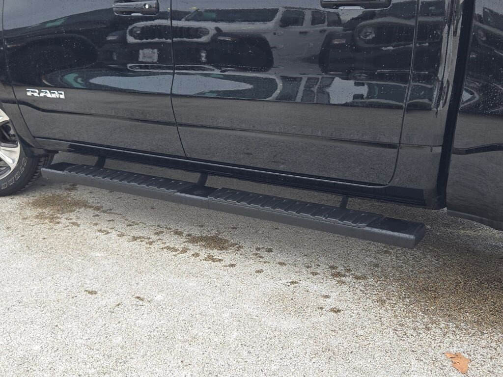 Used 2023 RAM 1500 Laramie image 17