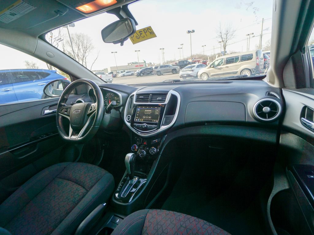 Used 2018 Chevrolet Sonic LT w/ Convenience Package FWD image 14