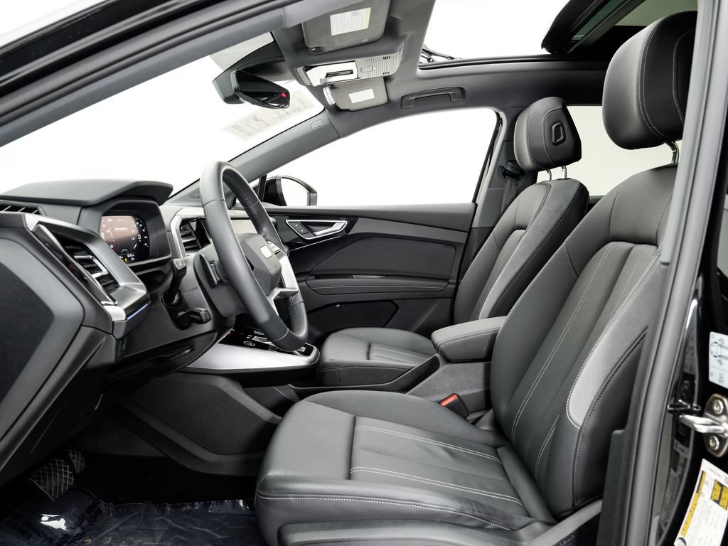 Used 2023 Audi Q4 e-tron Premium Plus w/ Premium Plus AWD/4WD image 6