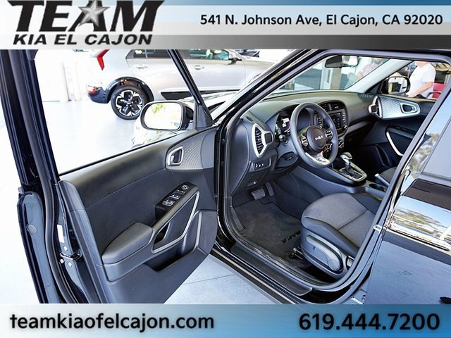Used 2025 Kia Soul LX image 35