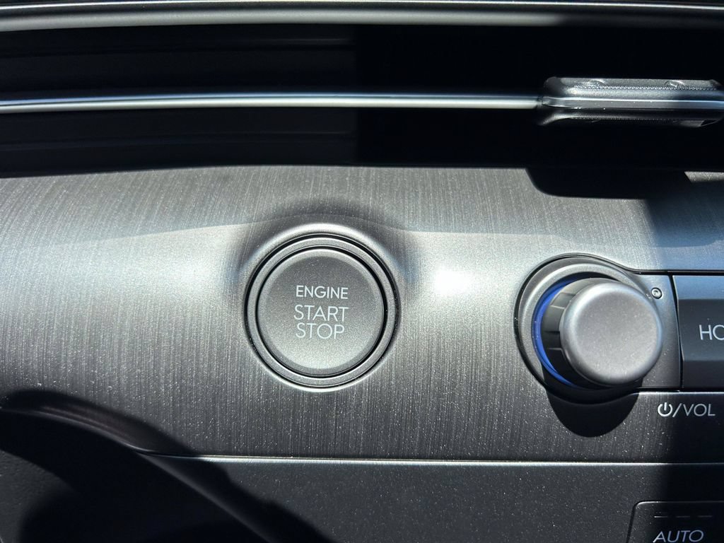New 2026 Hyundai Kona Limited FWD image 33