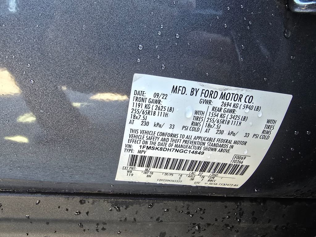 Used 2022 Ford Explorer XLT image 14