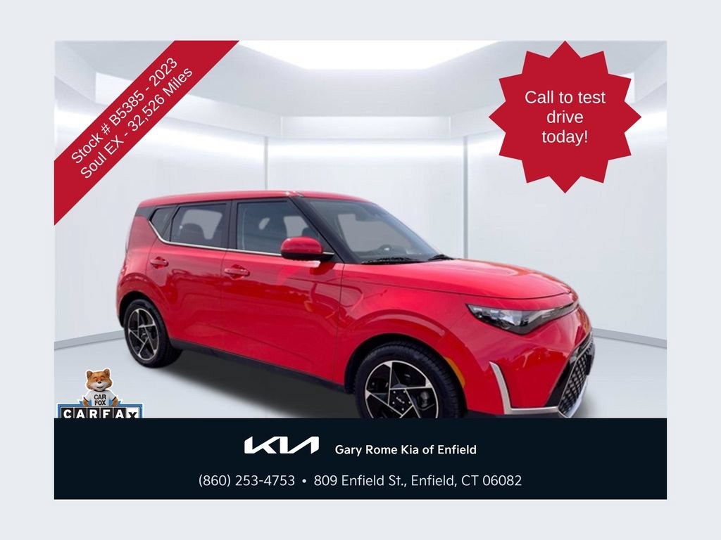 Used 2023 Kia Soul EX FWD image 1