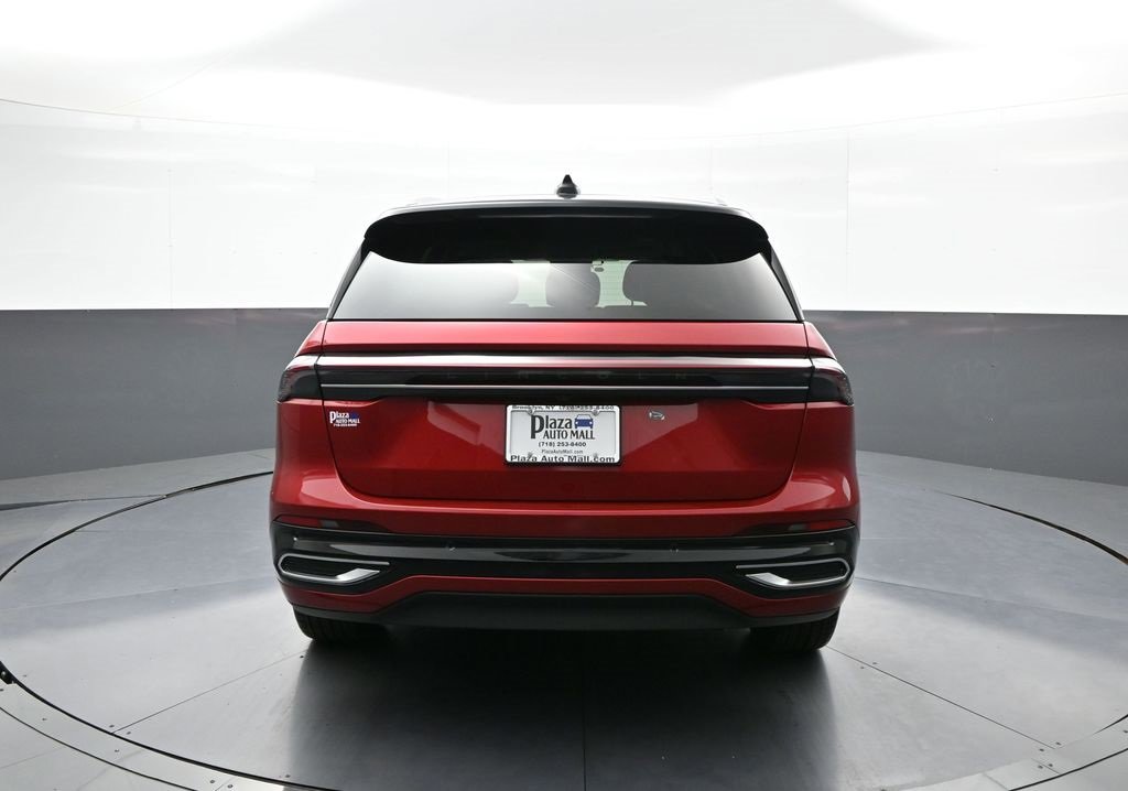 Used 2025 Lincoln Nautilus Reserve image 7