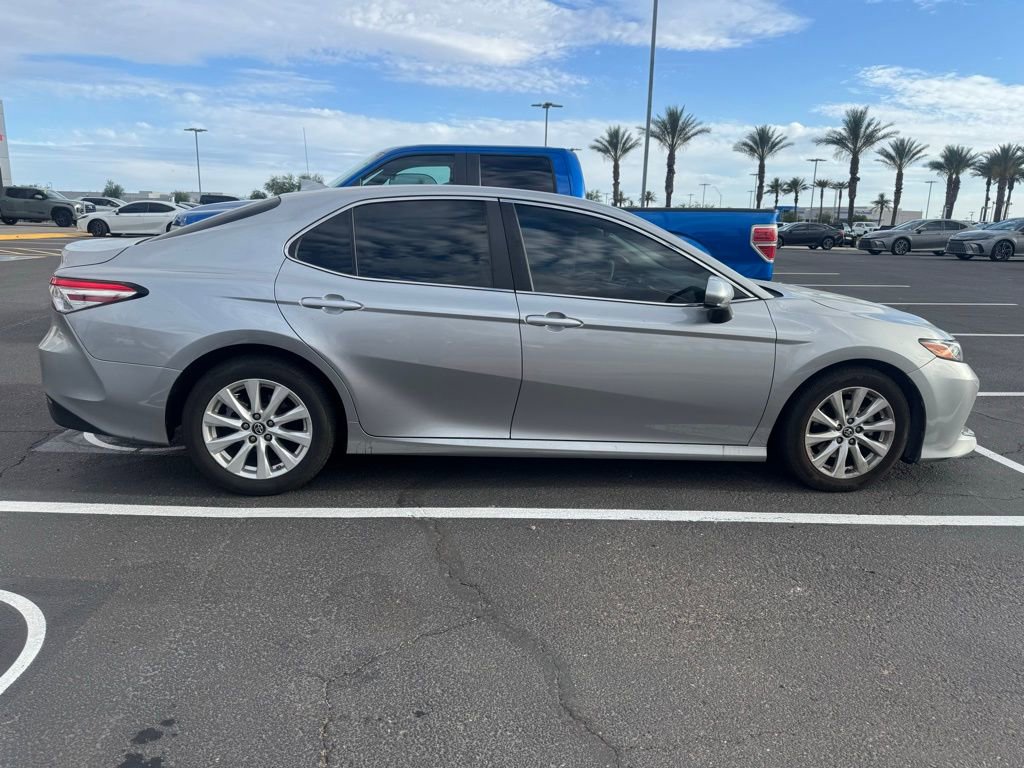 Used 2019 Toyota Camry LE w/ Carpet Mat Package FWD image 2