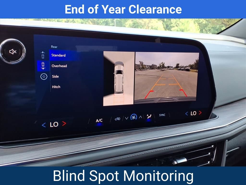 New 2025 Chevrolet Suburban LS image 4