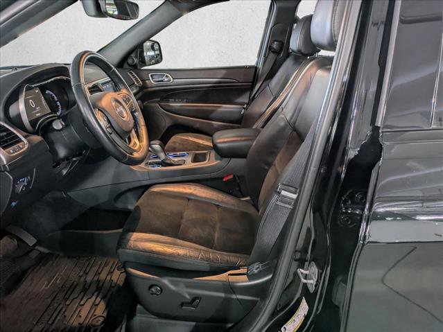 Used 2018 Jeep Grand Cherokee Altitude image 22