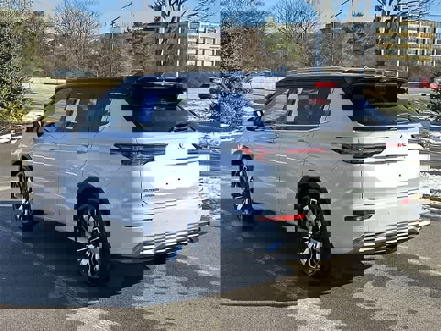 Used 2025 Mitsubishi Outlander GT image 37