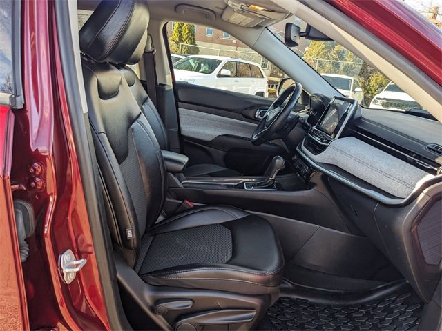 Used 2022 Jeep Compass Latitude w/ Convenience Group image 29