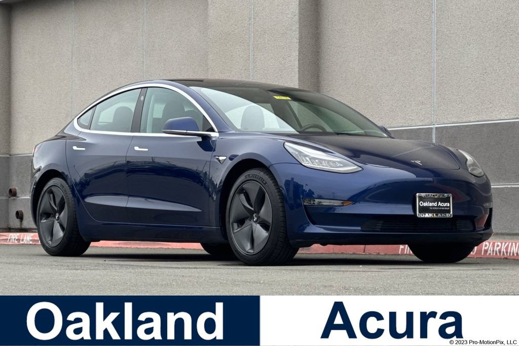 Used 2018 Tesla Model 3 Long Range RWD image 1
