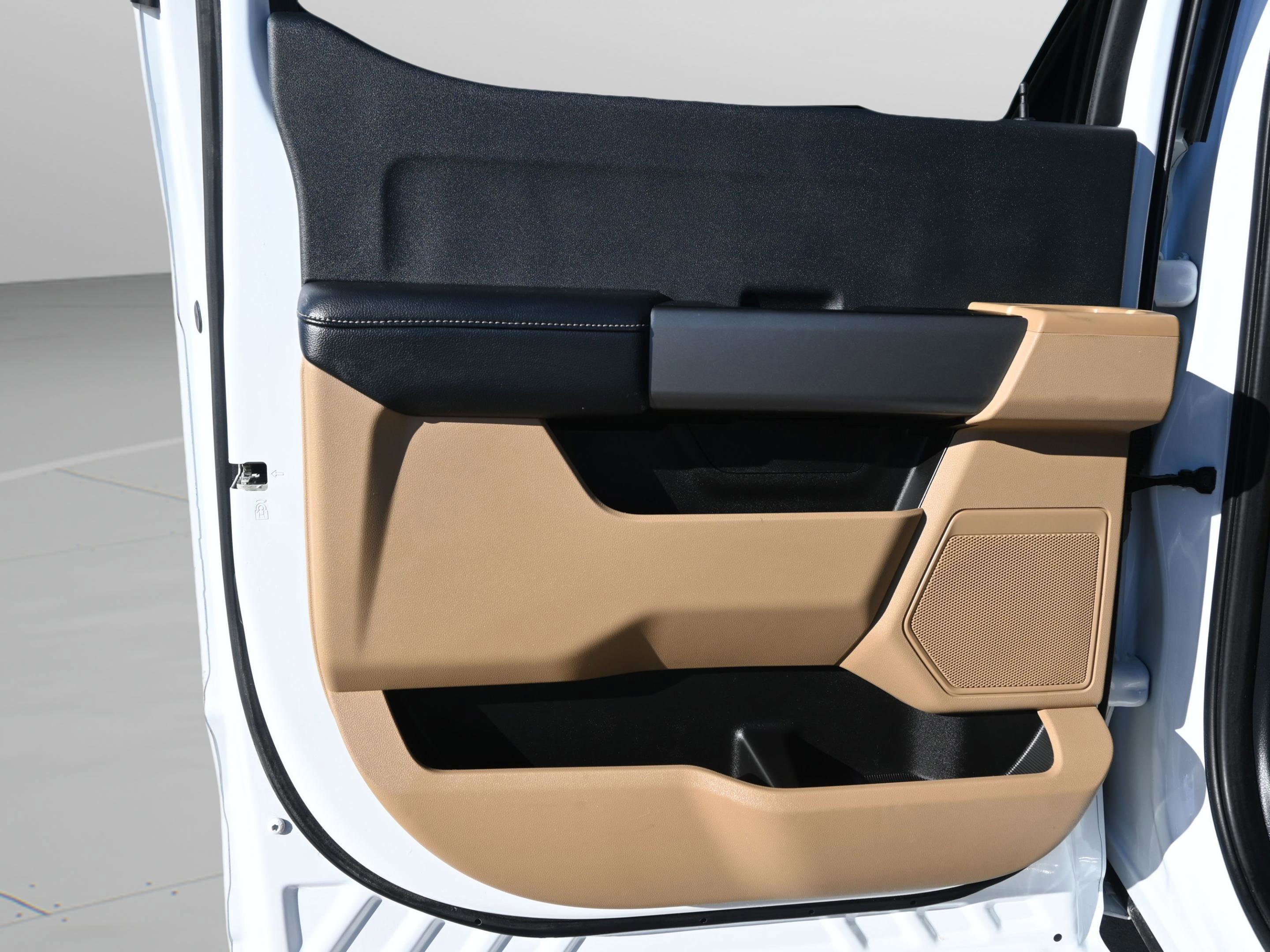 Used 2025 Ford F450 XLT w/ FX4 Off-Road Package AWD/4WD image 15