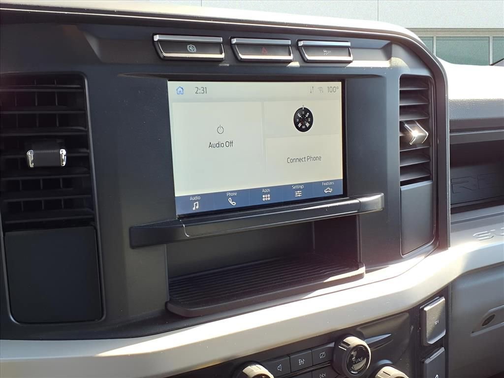 Used 2023 Ford F550 4x4 Regular Cab Super Duty image 7