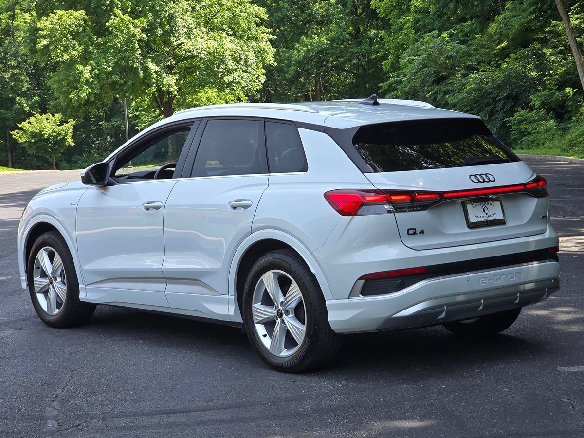 Used 2026 Audi Q4 e-tron Premium w/ Convenience Package AWD/4WD image 4