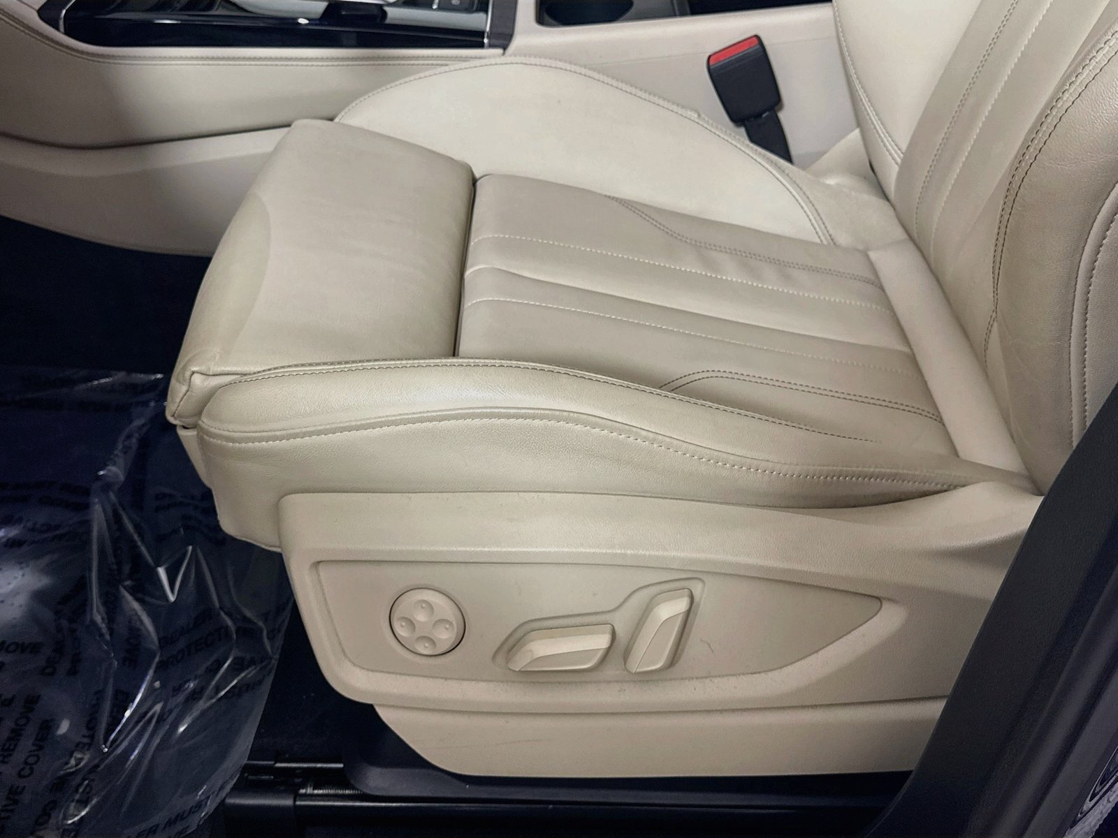 Certified 2024 Audi Q5 2.0T Premium Plus w/ Premium Plus Package AWD/4WD image 12