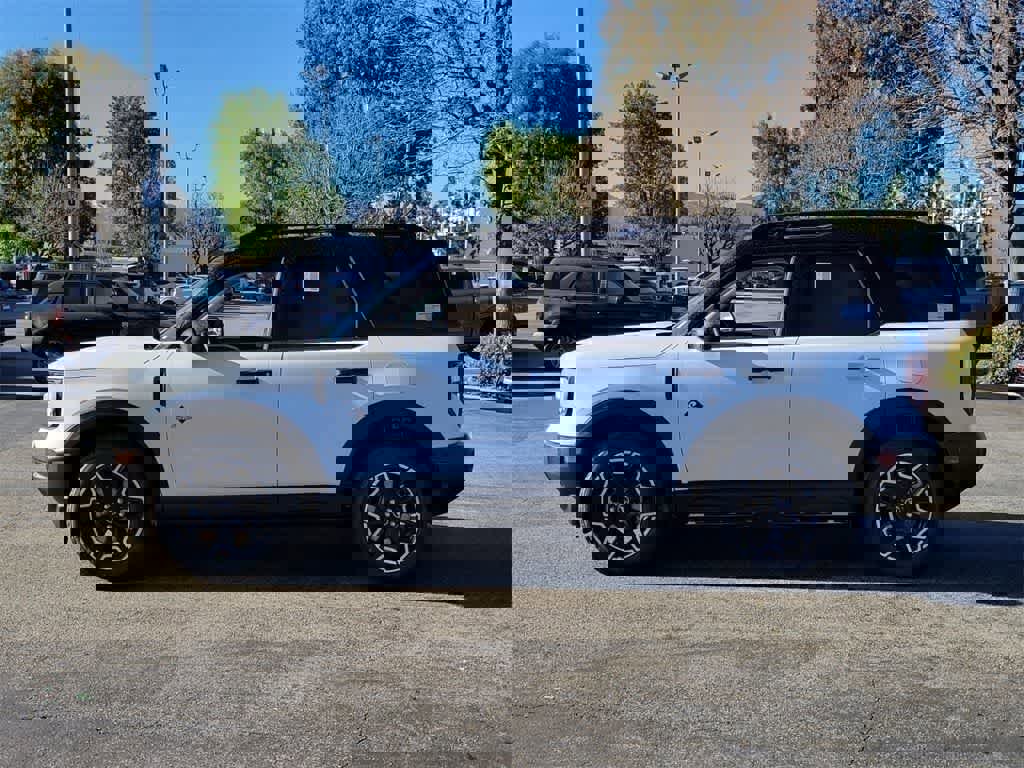 New 2026 Ford Bronco Sport Outer Banks image 2