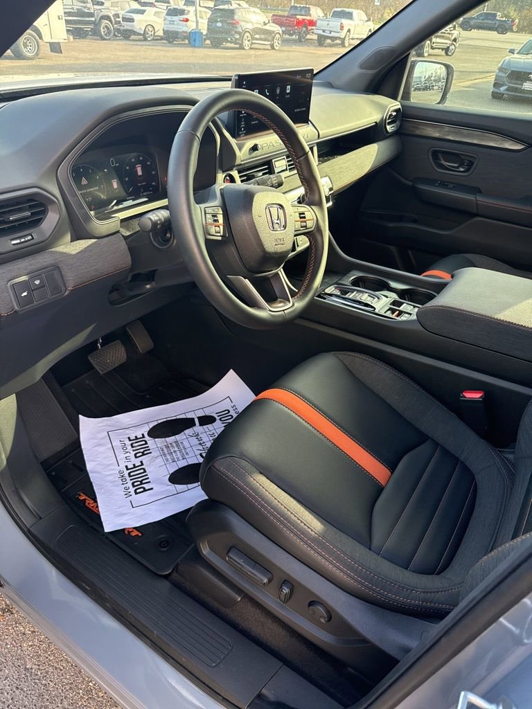 Used 2026 Honda Passport TrailSport image 7