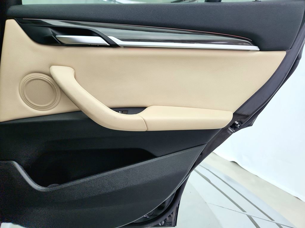 Used 2017 BMW X1 xDrive28i w/ Premium Package image 34