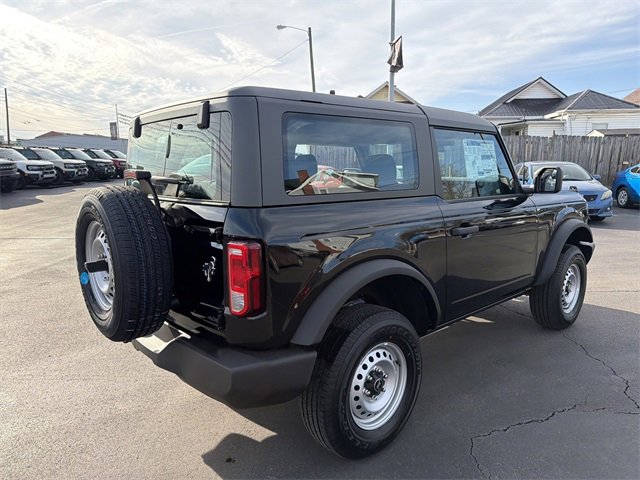 New 2025 Ford Bronco 2-Door image 4