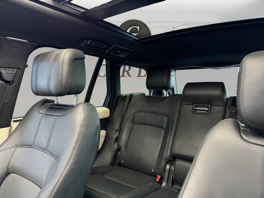 Used 2021 Land Rover Range Rover P525 Westminster Edition image 28